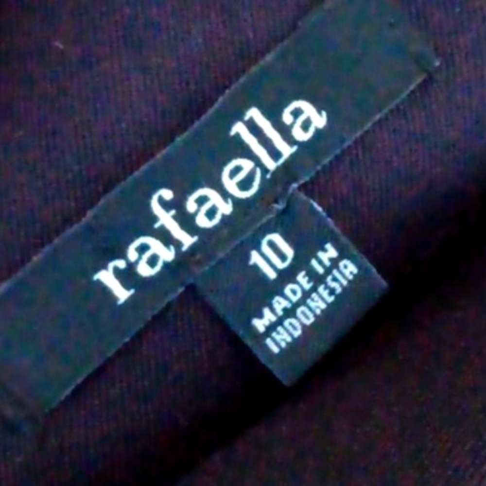 RAFAELLA LADIES BLACK (2) BUTTON LUX BLAZER (INDONESIA) - Picture 15 of 17